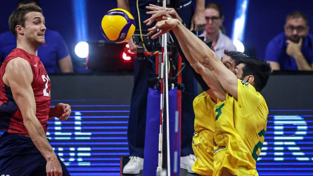 Brasil vence a Bulgária no tiebreak, mas se complica no Pré-Olímpico de  Vôlei