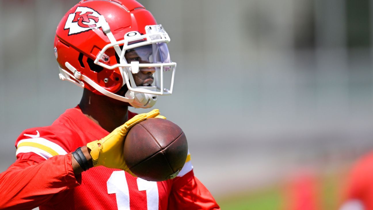 Kansas City Chiefs' Marquez Valdes-Scantling off to a good start with  Patrick Mahomes - ESPN - Kansas City Chiefs Blog- ESPN