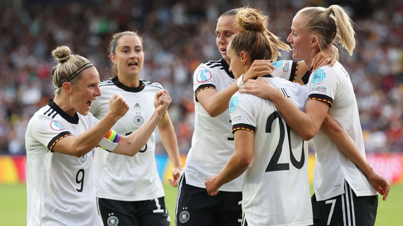 Eurocopa feminina: Alemanha atropela Dinamarca na estreia, ultrapassa ...
