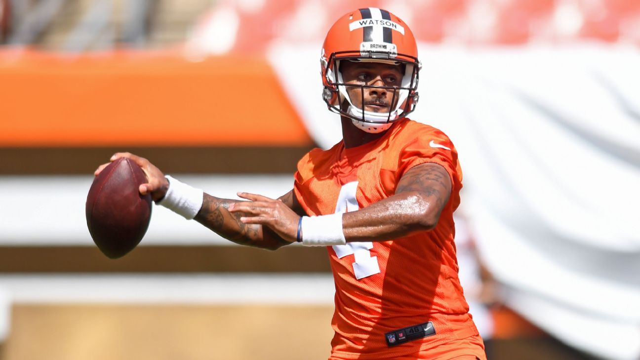 Deshaun Watson Is Looking Sharp In The Red Zone At Camp