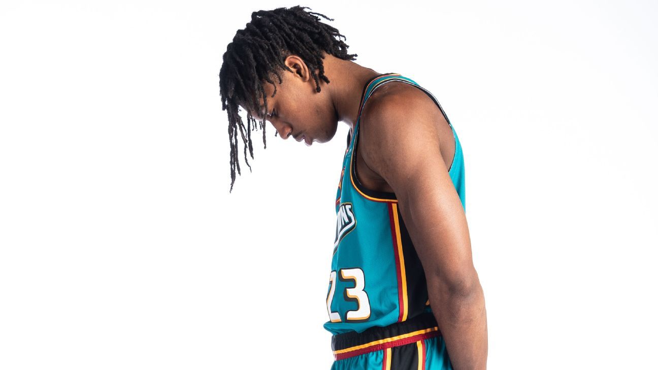 Pistons unveil teal throwback jerseys for 2022-23 season