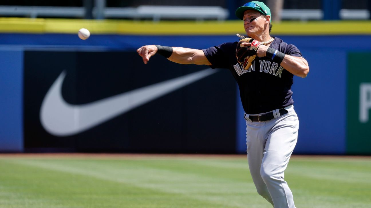 One Last Move: Derek Dietrich could be just what the Mets need