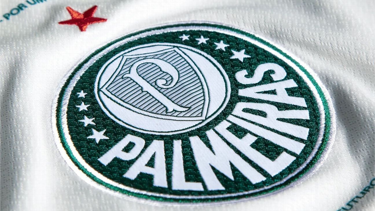 Palmeiras divulga nova terceira camisa verde e amarela com direito a 'São Marcos' em campanha