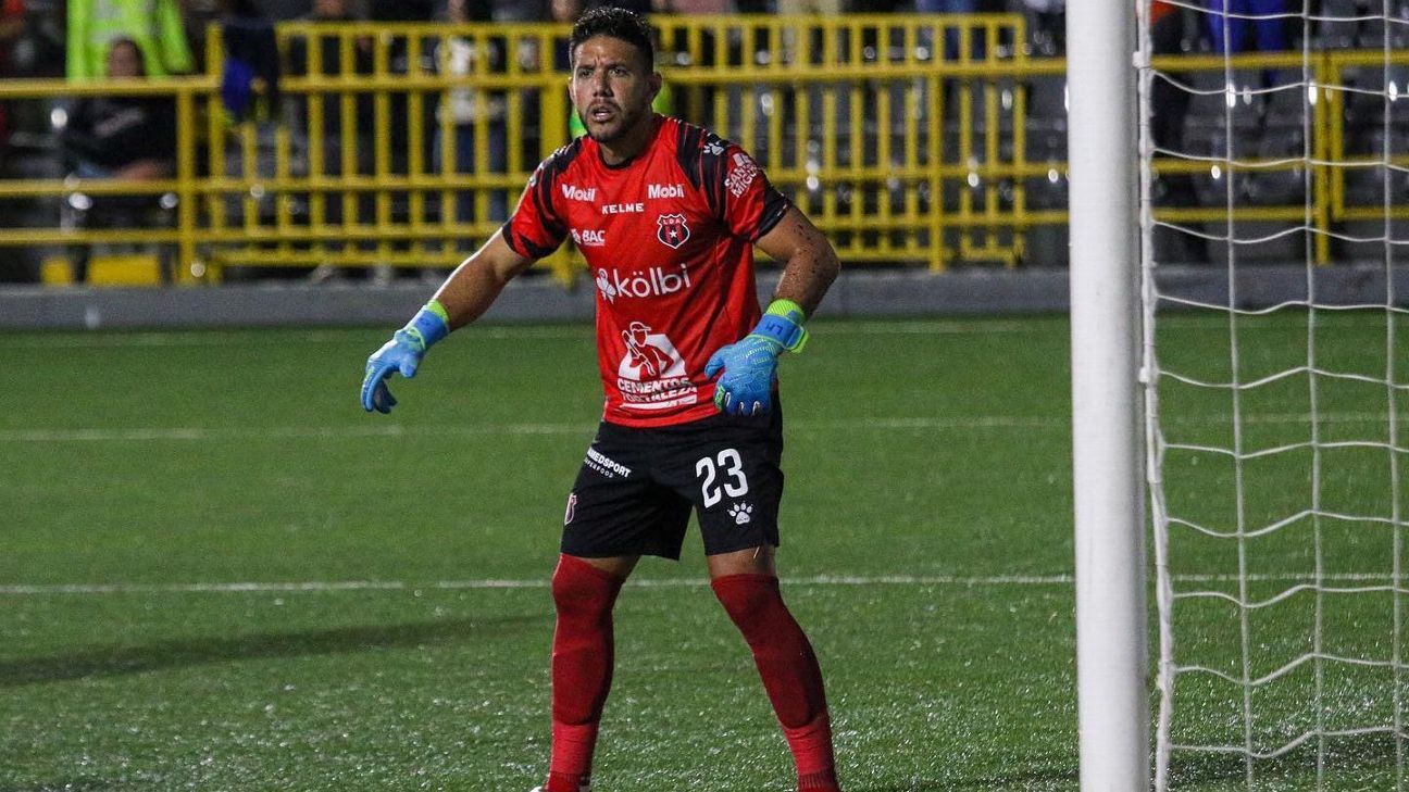 Leonel Moreira se harta de cuestionamientos sobre criticas en su contra -  ESPN