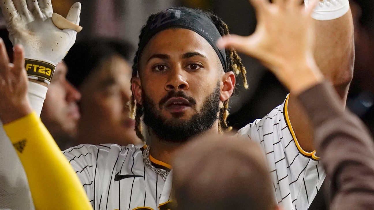 San Diego Padres star Fernando Tatis Jr. meets with club general manager, expect..