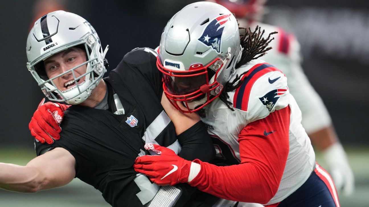 PHOTOS: Patriots take on Raiders in preseason finale in Las Vegas