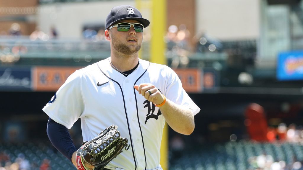 DETROIT, MI - MAY 12: Detroit Tigers right fielder Austin Meadows (17) bats  during the first inning of a regular season Major League Baseball game  between the Oakland Athletics and the Detroit