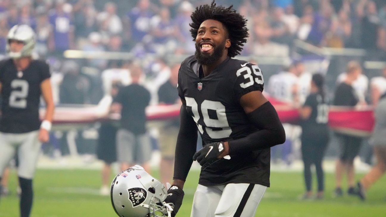 Raiders: Nate Hobbs emerging as potential star in Year 2