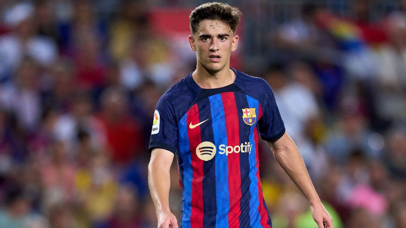 Teenage midfielder Gavi agrees Barcelona contract until 2026 - ESPN