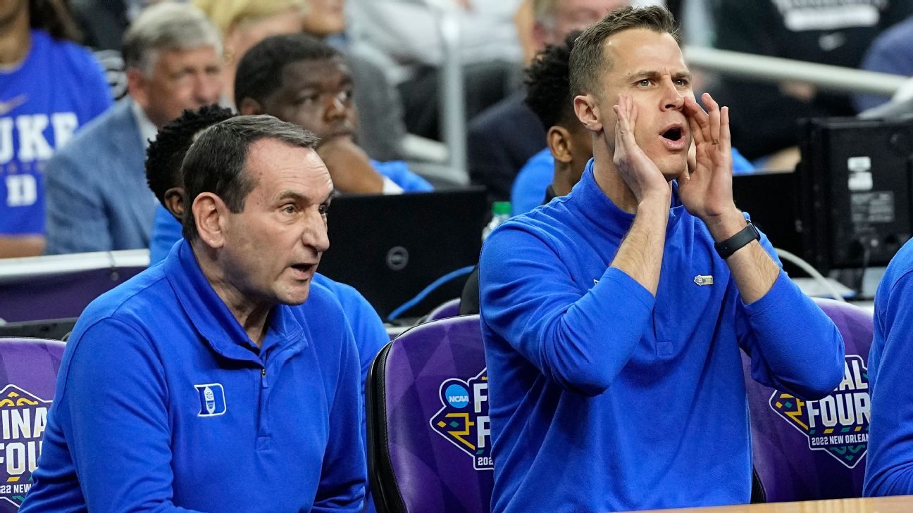 Duke Blue Devils men's basketball coach Jon Scheyer says Mike Krzyzewski  truly retired, giving him 'space' - ESPN