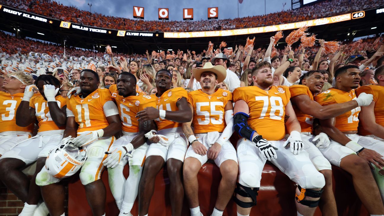 Vols fall in AP College Football Poll