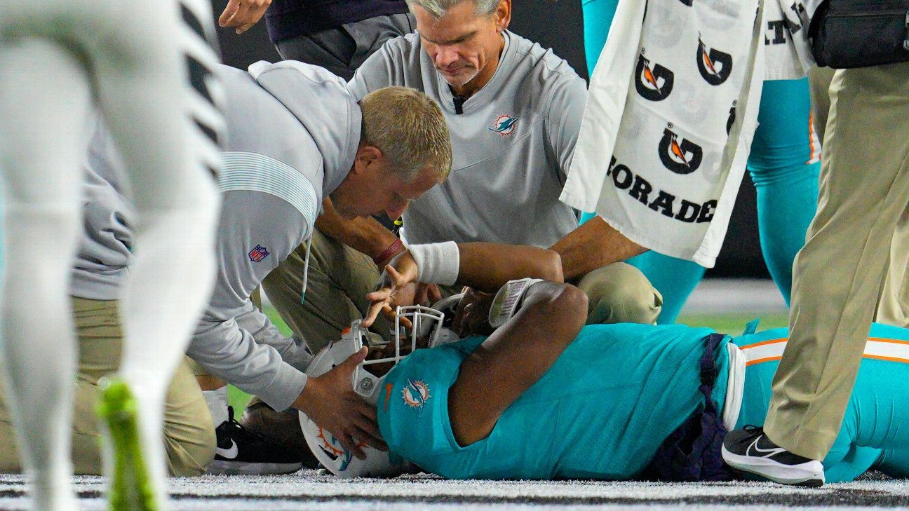 Unaffiliated neurotrauma consultant who evaluated Miami Dolphins QB Tua Tagovailoa fired over 'several mistakes,' source says - ESPN
