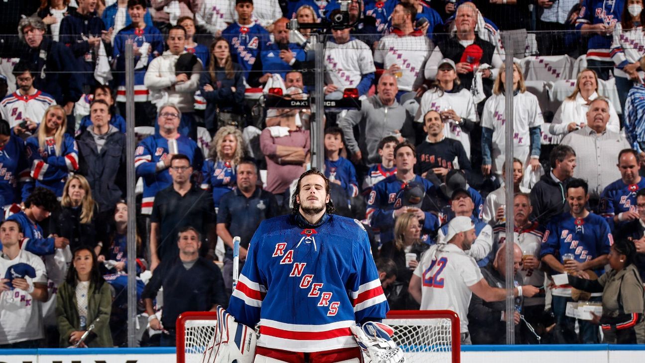 Montreal Canadiens Fans Alarmed Over Photo Of Andrei Vasilevskiy