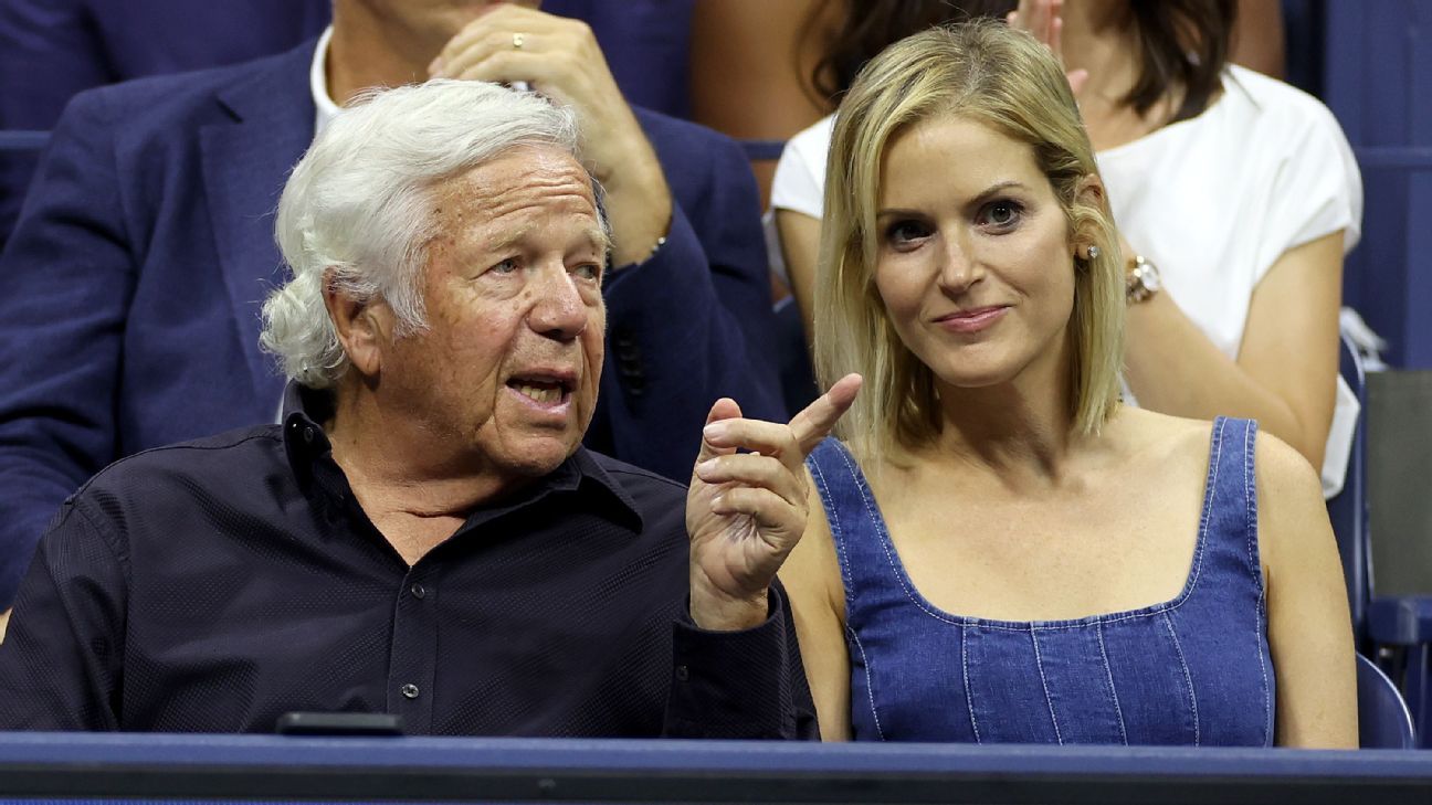 New England Patriots owner Robert Kraft married Dr. Dana Blumberg