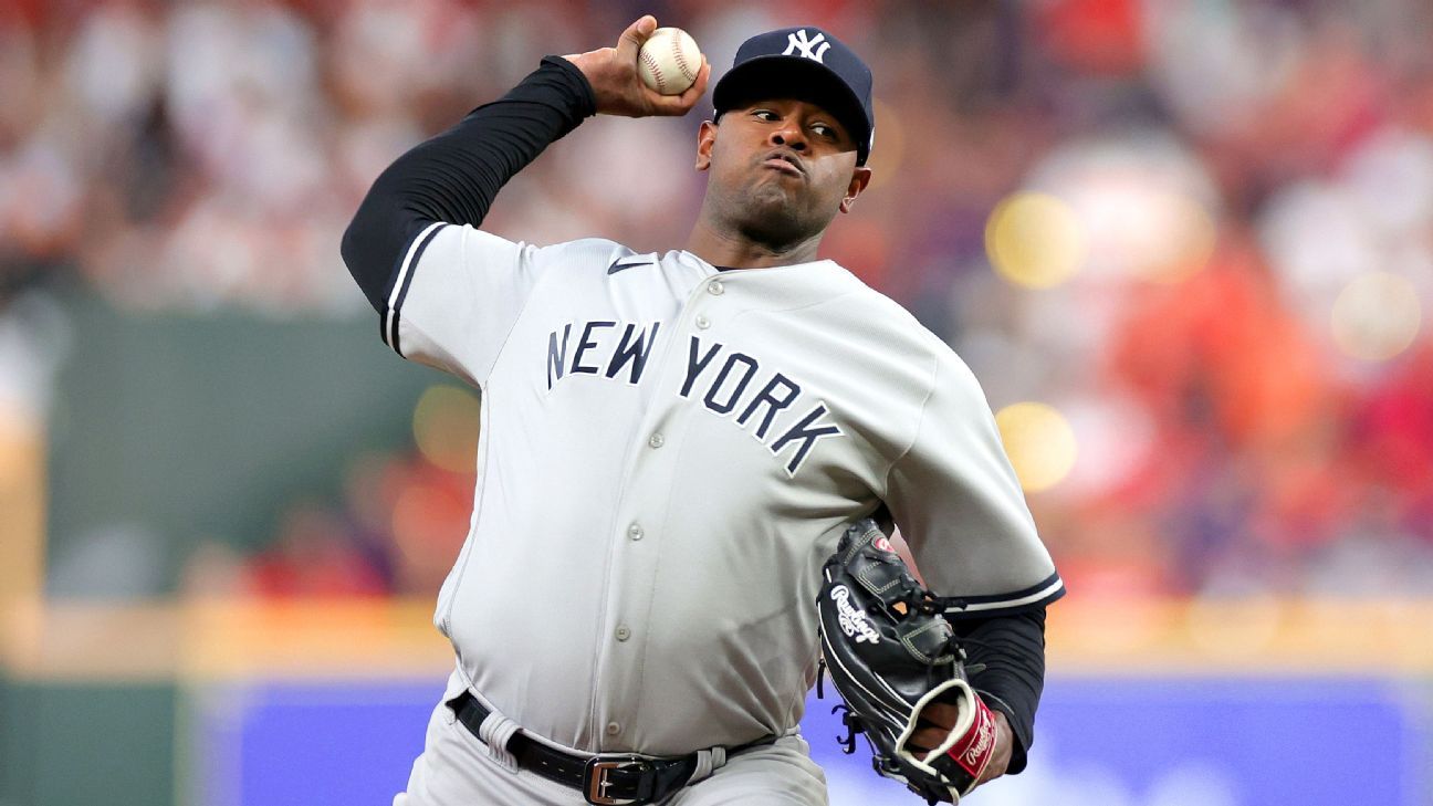 May 1 2022: New York pitcher Luis Severino (40) throws a pitch