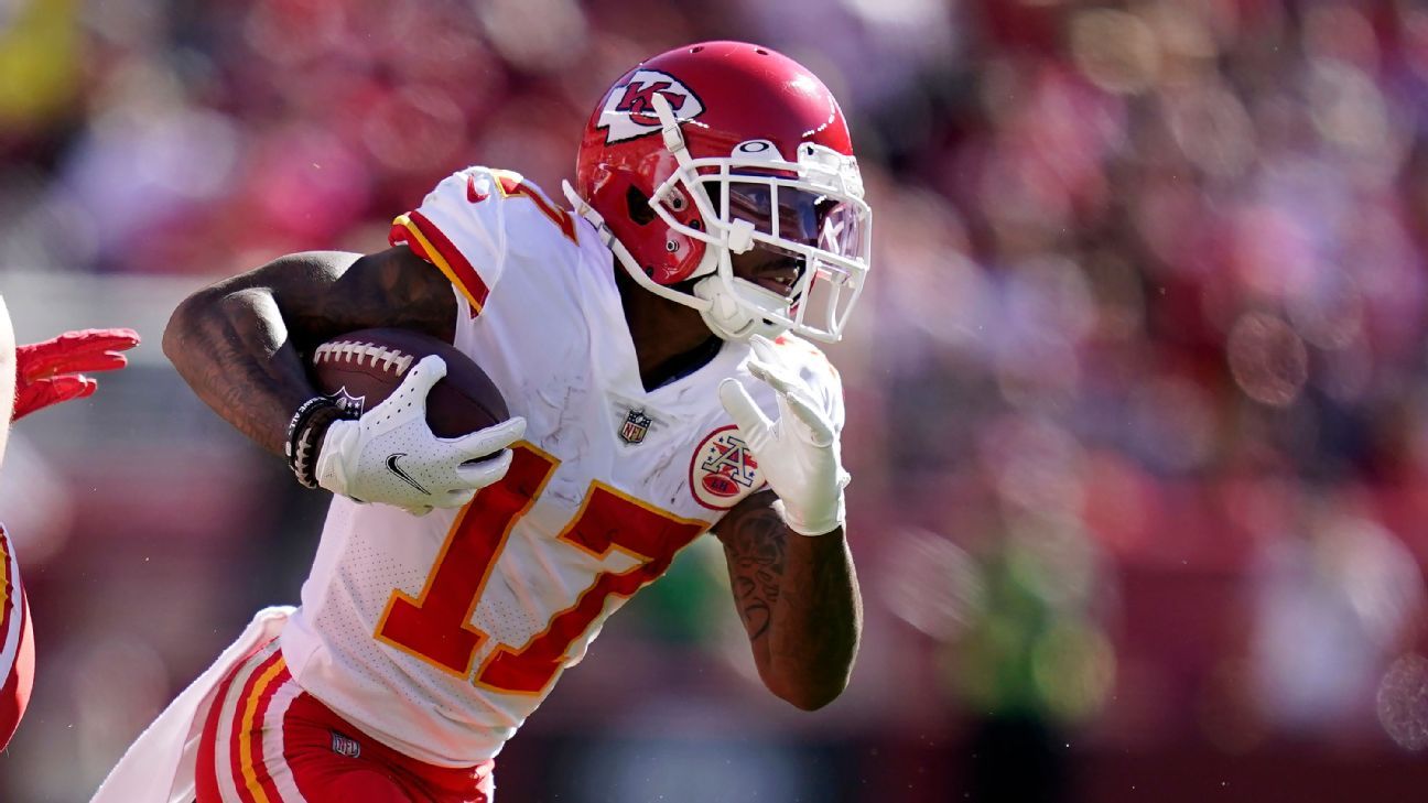 Jets sign ex-Chiefs WR Mecole Hardman to 1-year contract: source