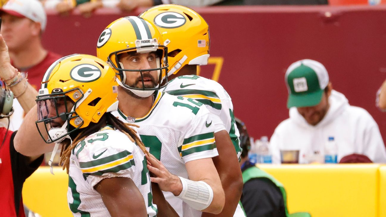 The Green Bay Packers Can't Win With This Aaron Rodgers