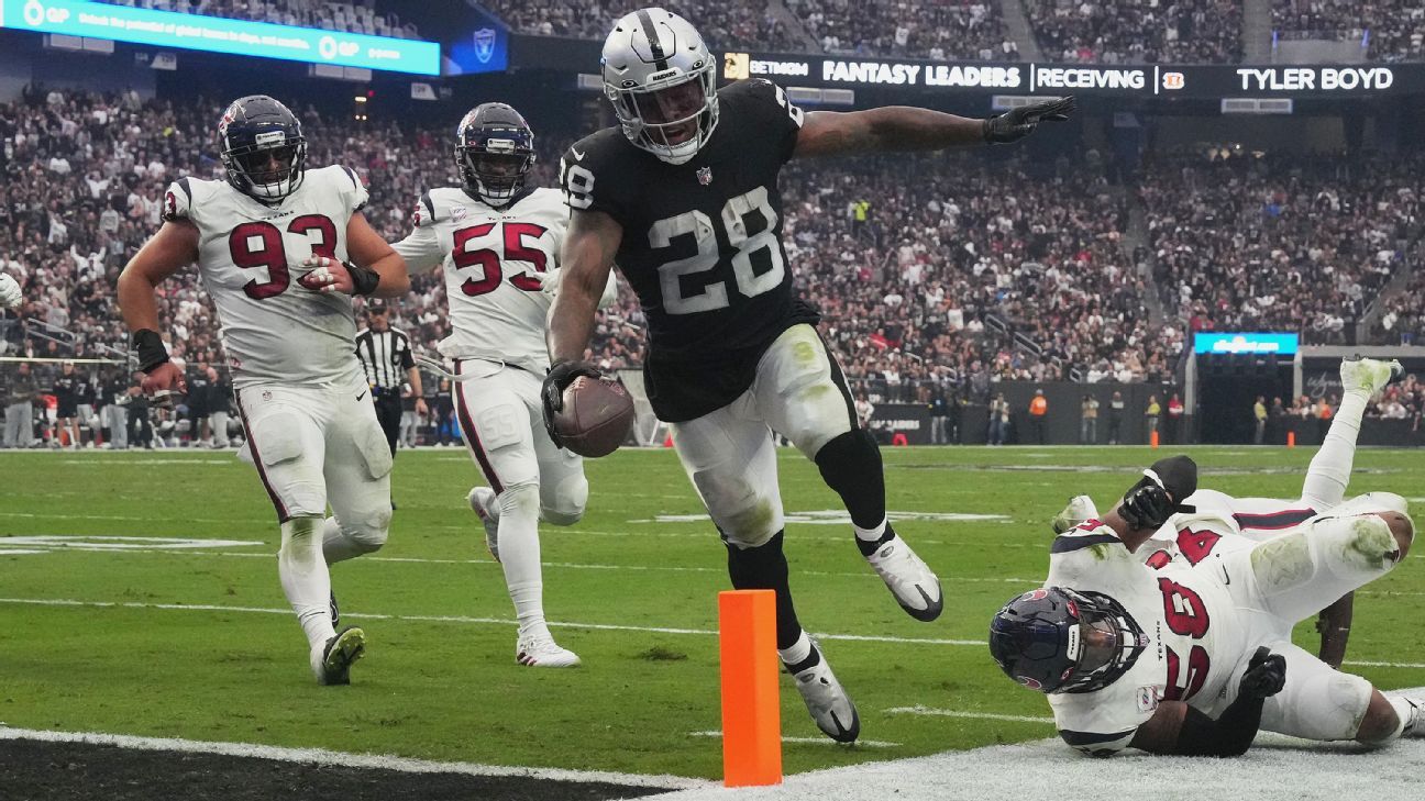 Raiders' Josh Jacobs limited in win over Denver Broncos