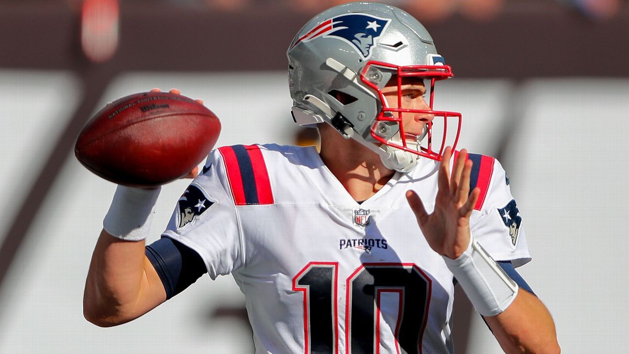 NFL Monday Night Football tracker: Patriots take on Bears amid Mac