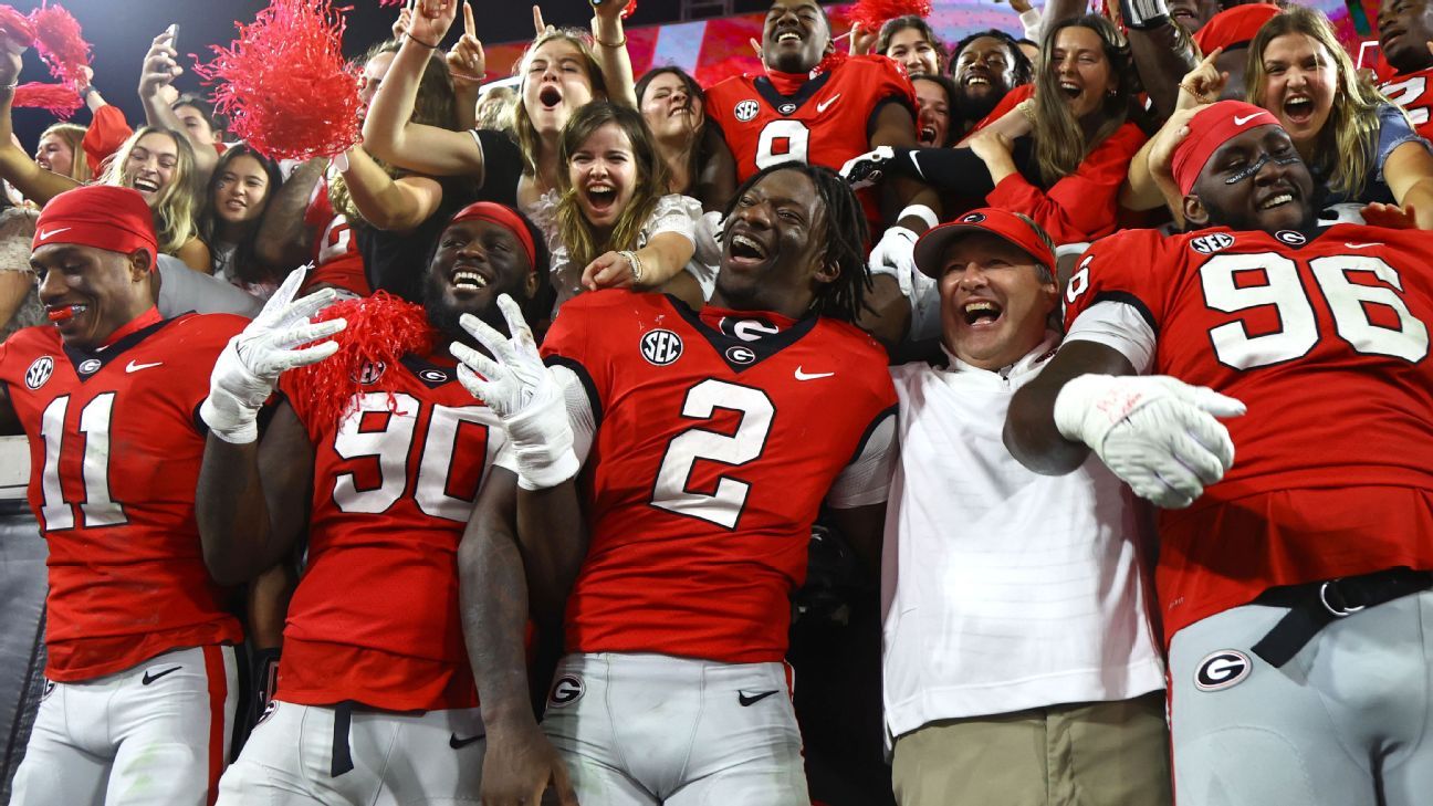 Georgia claims top spot in CFP's rankings after emphatic win