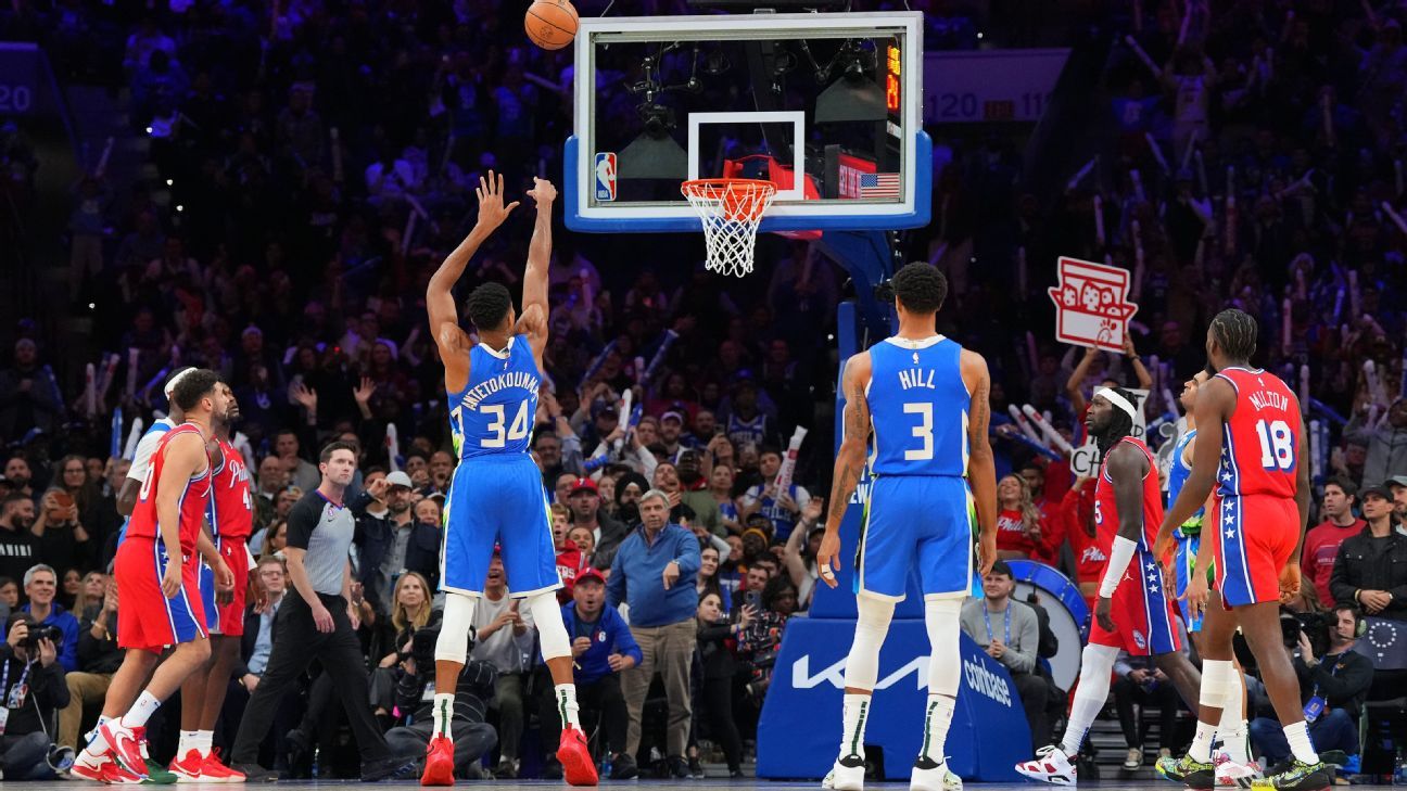 Giannis Antetokounmpo gets heated with arena worker, shoves ladder