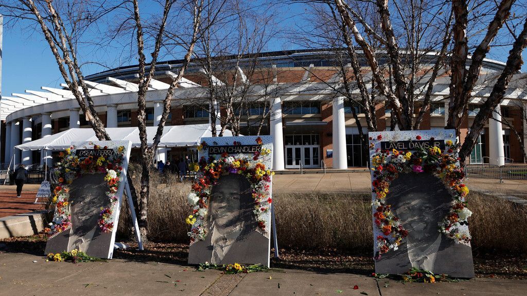 Virginia-Virginia Tech football game canceled in wake of shooting