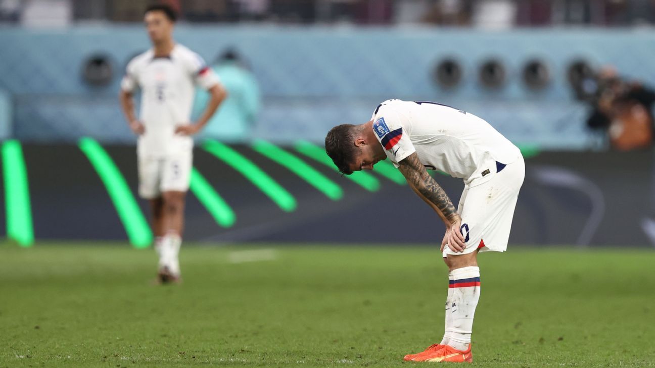 USMNT World Cup kit photos: Nike's Qatar 2022 jersey revealed - Sports  Illustrated