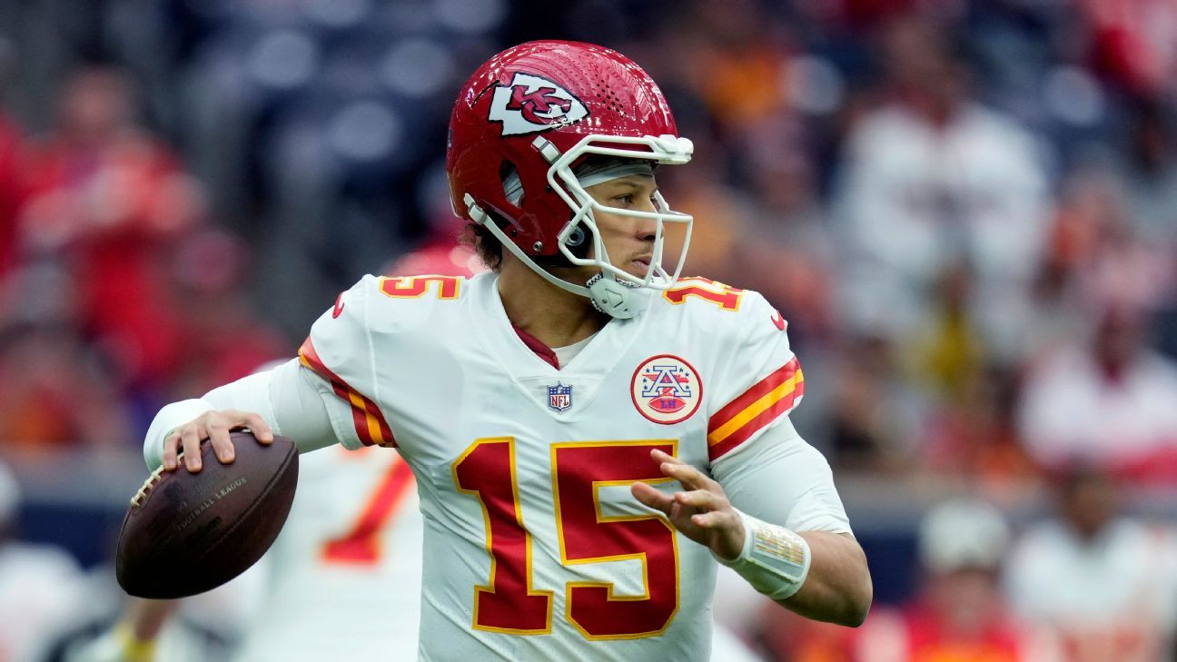 Chiefs among Super Bowl favorites, but three troubling trends loom ESPN