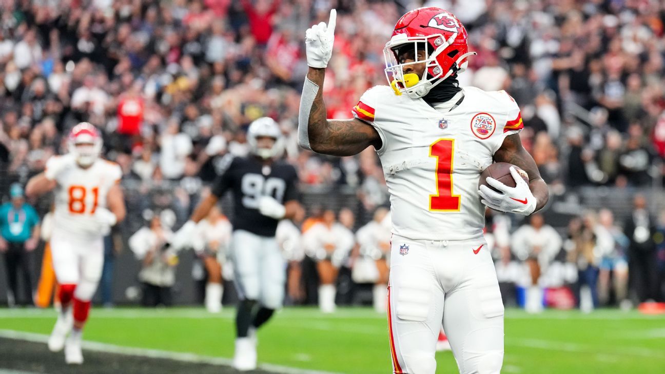 Chiefs top Raiders in finale, clinch top seed, bye in AFC