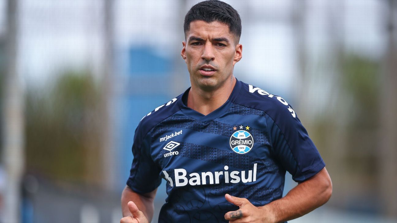 Luis Suárez analiza anticipar su retiro y debe parar antes de que finalice su contrato con Grêmio