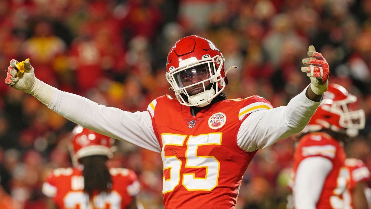 Chiefs plan was to move on from Frank Clark after contract