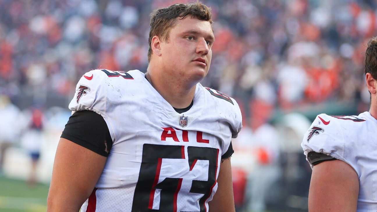 Atlanta Falcons guard Chris Lindstrom (63) lines up during the first half  of an NFL football game against the San Francisco 49ers, Sunday, Oct. 16,  2022, in Atlanta. The Atlanta Falcons won