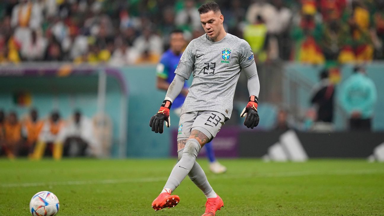 Ederson Moraes considera posible a Ancelotti como DT de Brasil - ESPN