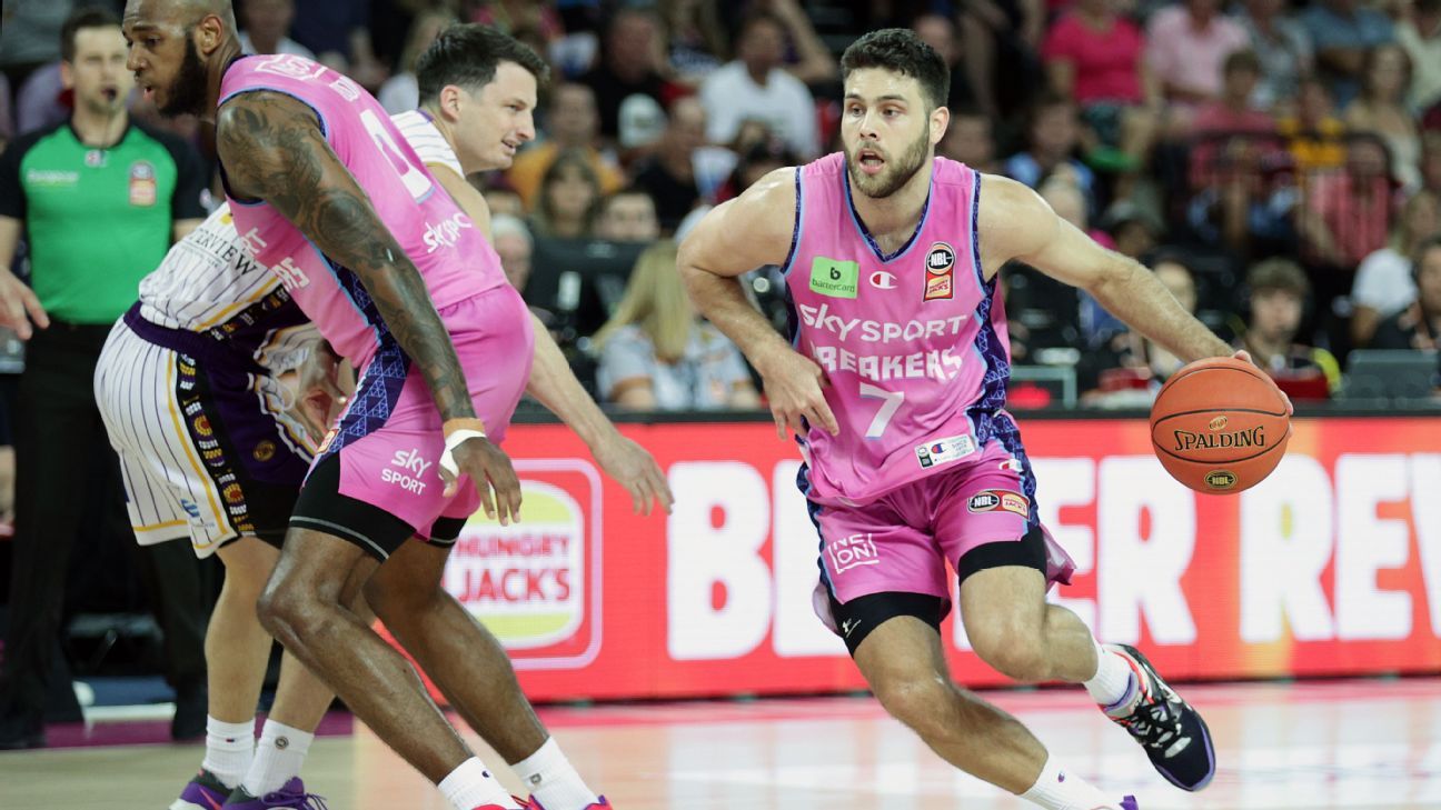 NBL free agent McDowell-White returns to NZ Breakers