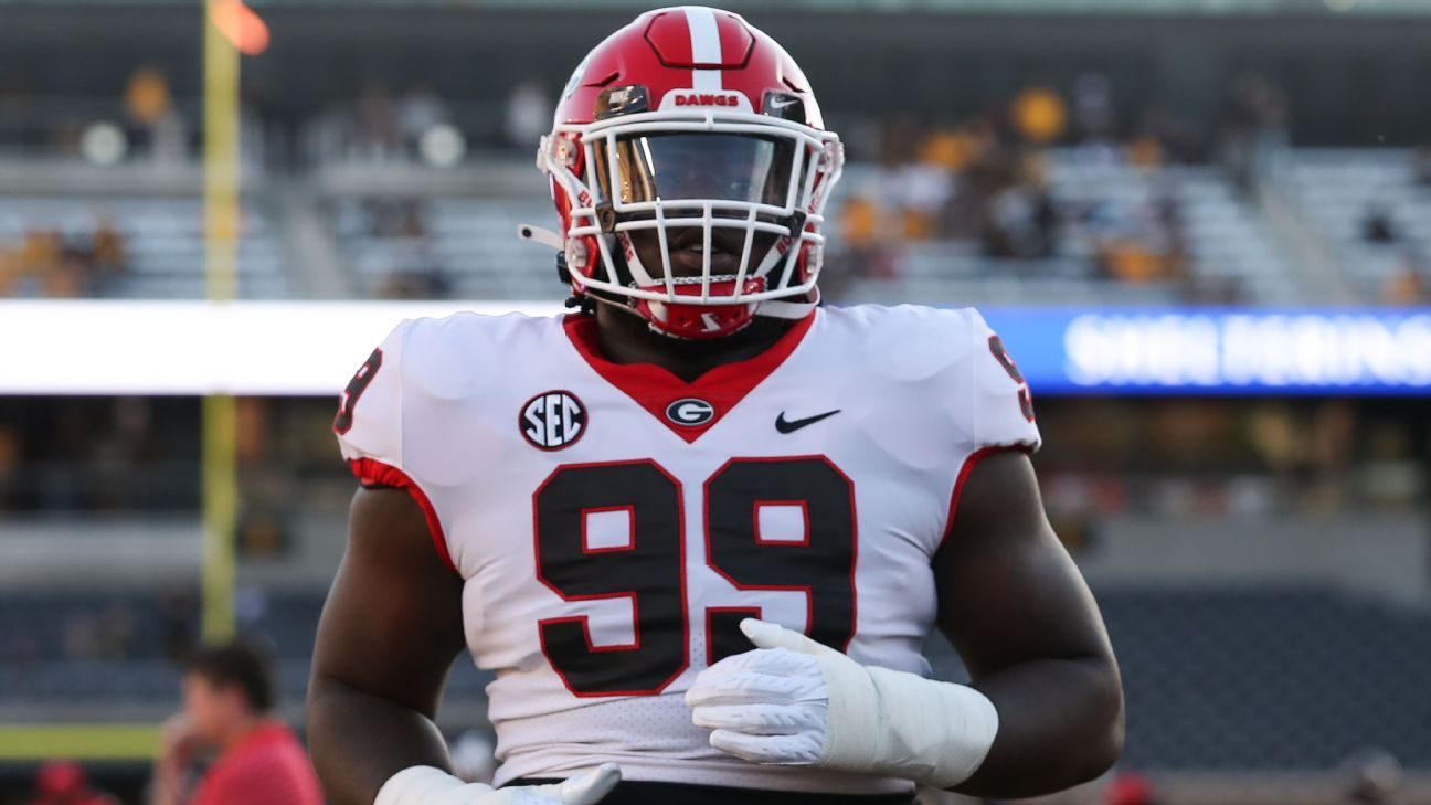 Top 10 linebackers in college football entering 2022 season - Rivals.com