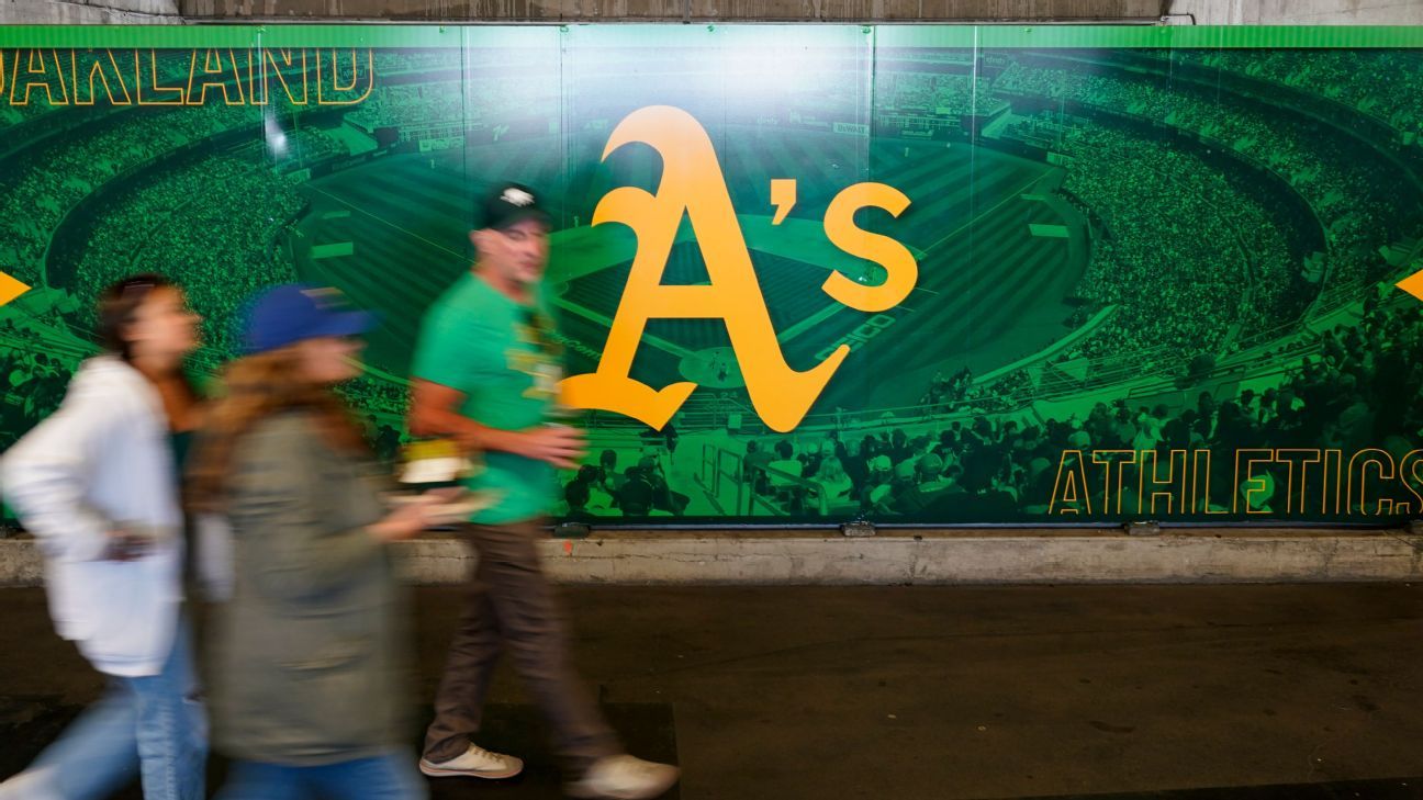 Report: A's, Oakland to meet about interim home