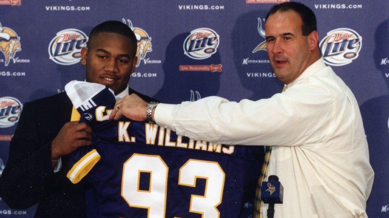 What really happened with Vikings' missed NFL draft pick in 2003 - ESPN