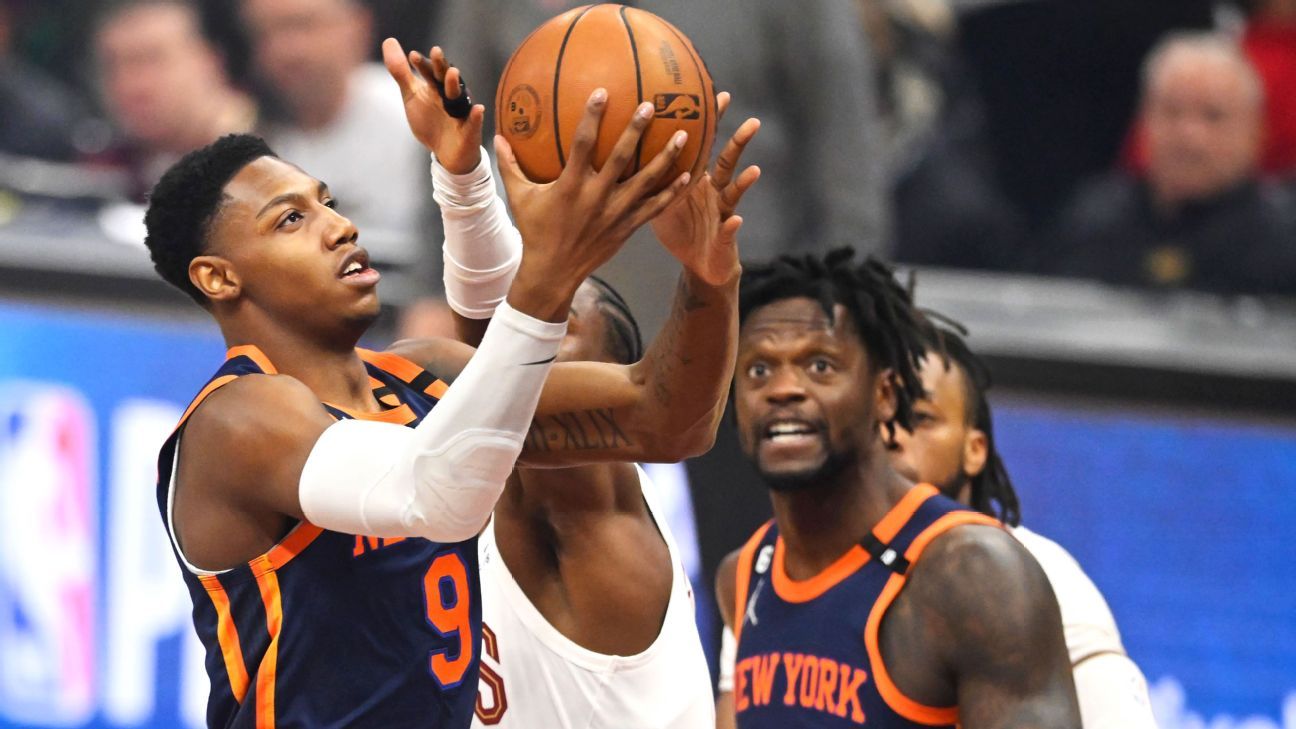 Die New York Knicks schlagen die Cavs für ihren ersten Sieg in der Playoff-Serie seit 2013