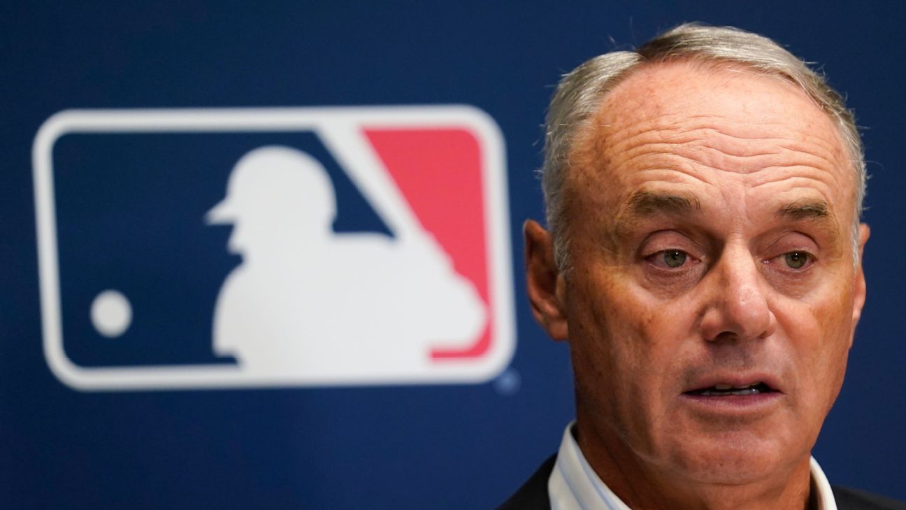 Manfred: Owners may vote on A's move in June