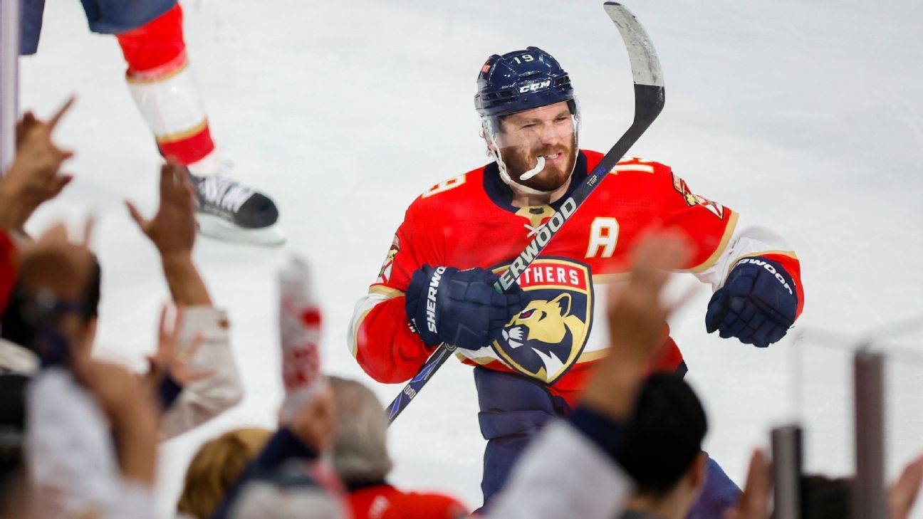 Panthers' Jonathan Huberdeau Breaks Record, Joins Hart Trophy Race