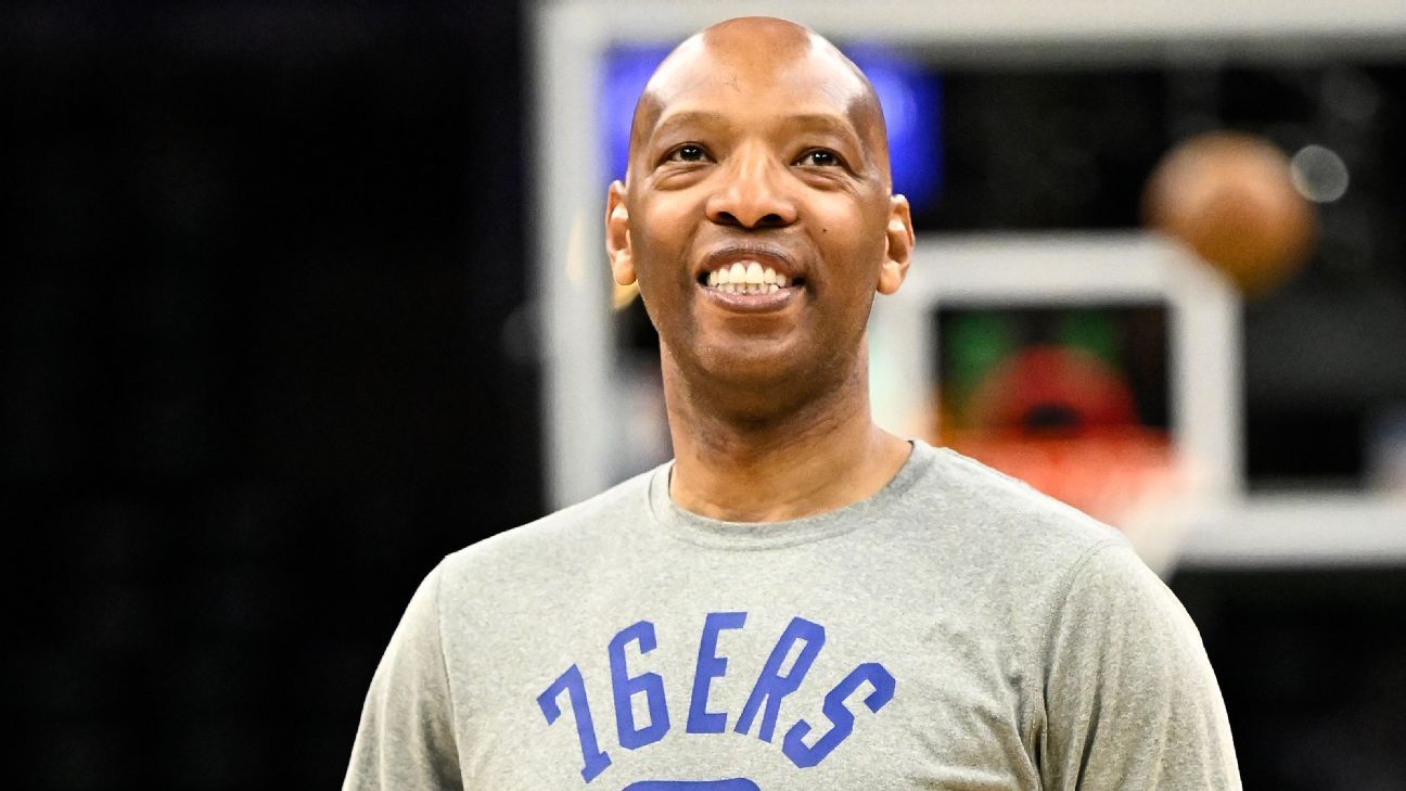 Sources - Celtics adding Sam Cassell to Joe Mazzulla's staff - ESPN 