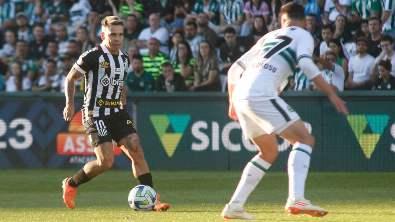 Coritiba e Santos amargam empate em 0 a 0 e seguem em crise no