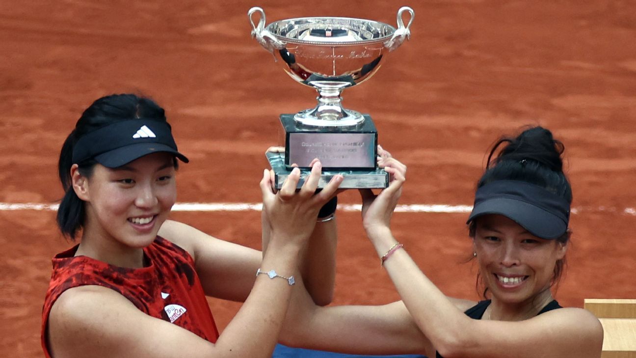 Hsieh SuWei, Wang Xinyu best Fernandez, Townsend for doubles title ESPN