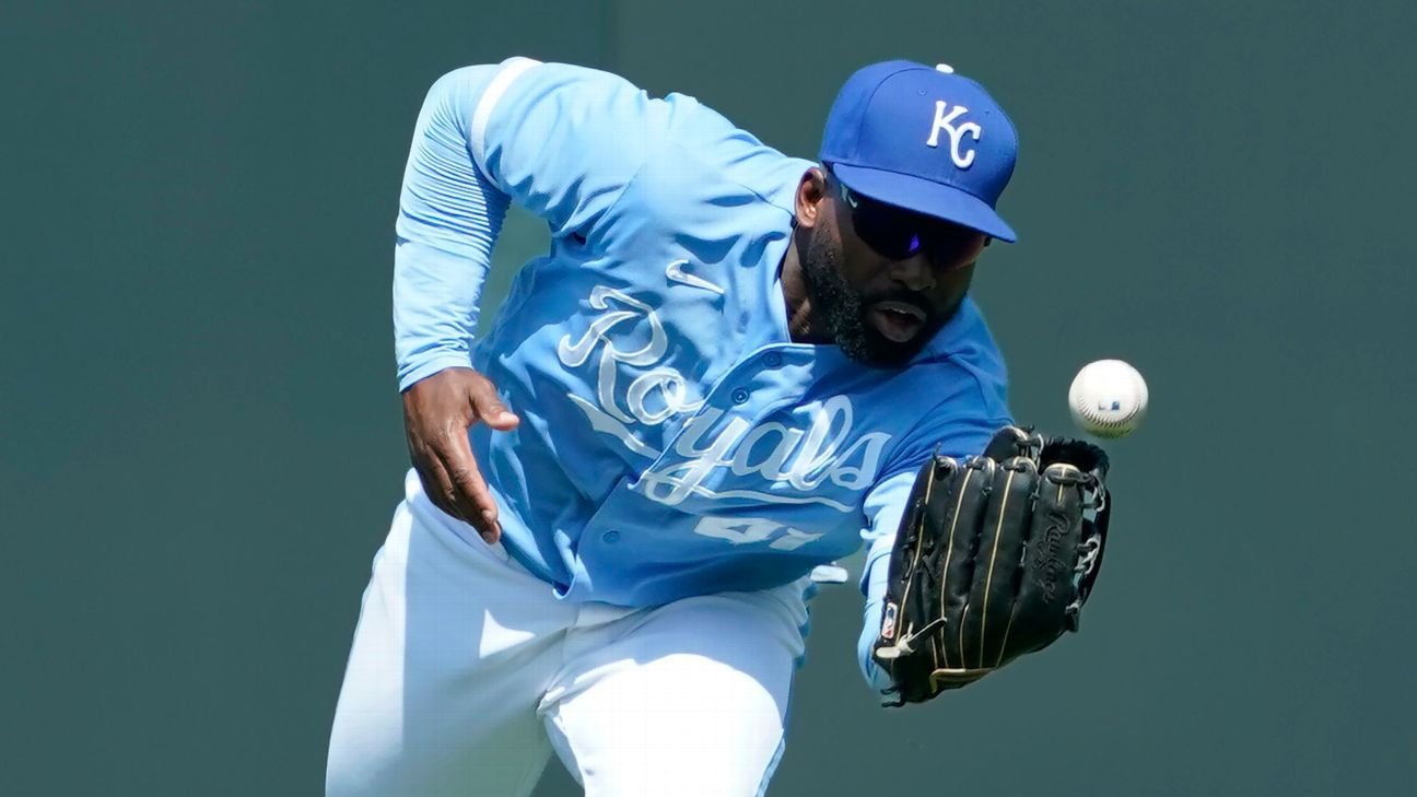 Royals DFA veteran OF Jackie Bradley Jr.