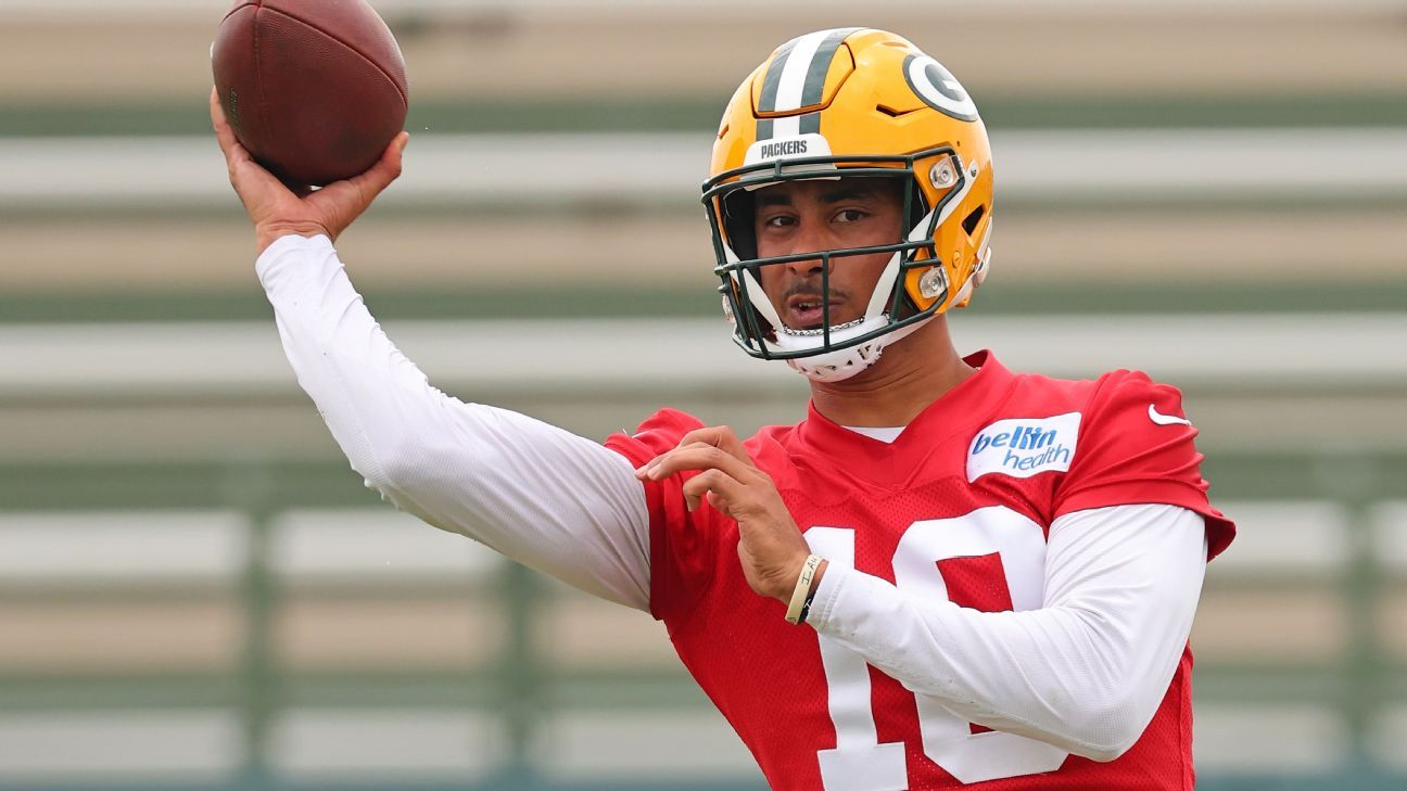 Better, worse or the same? Packers' offense all about Jordan Love