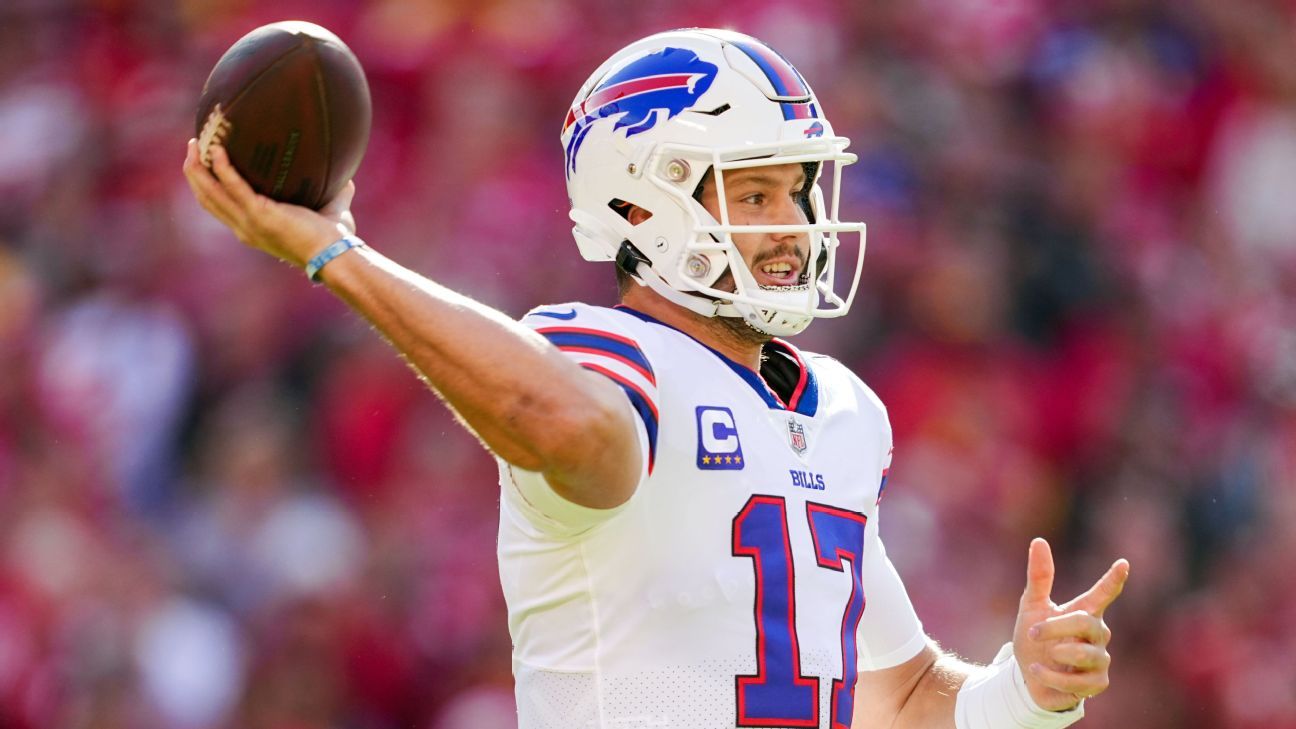 Fantasy Football 2023 Draft Prep: Why drafting a QB early makes sense, as  long as it's the right QB 