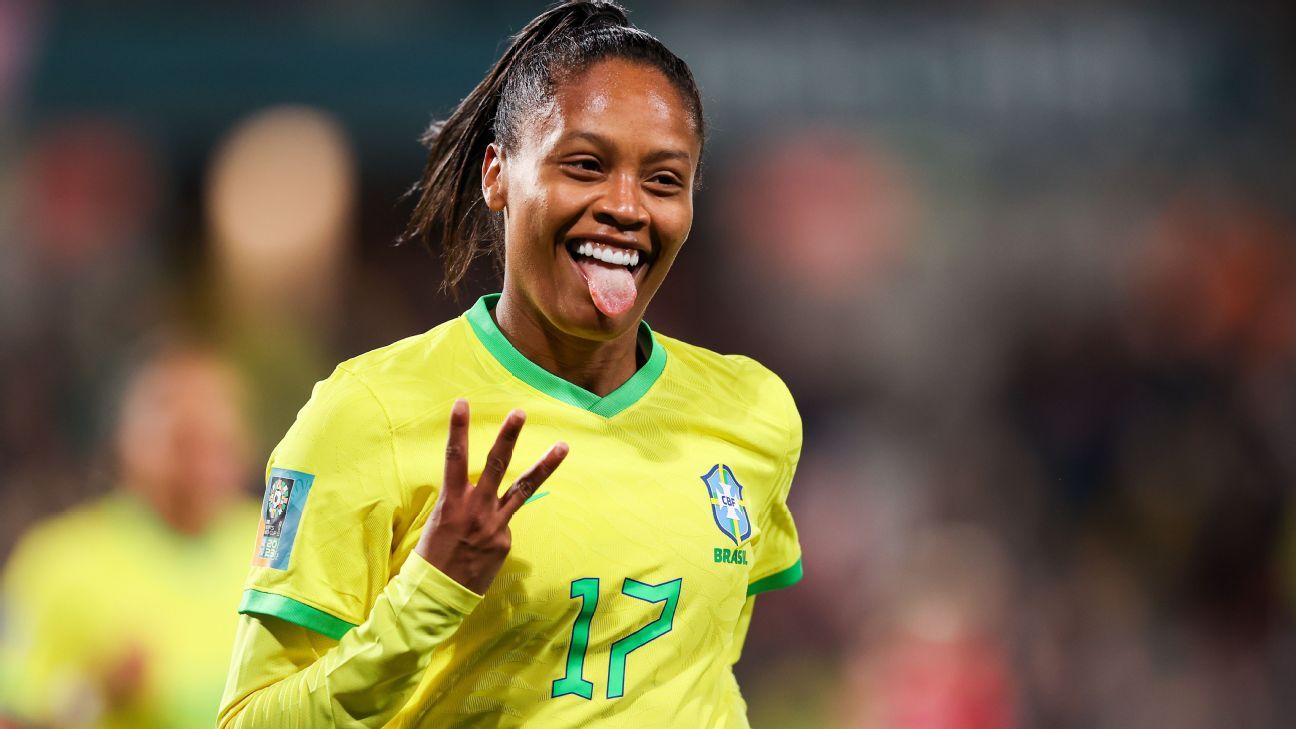 De gandula de Arthur Elias a 50 jogos pela seleção: Ary Borges celebra momento com o time