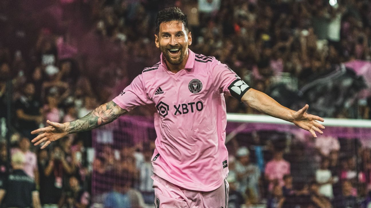Lionel Messi's Kids Don Pink Jerseys & Adidas at Inter Miami