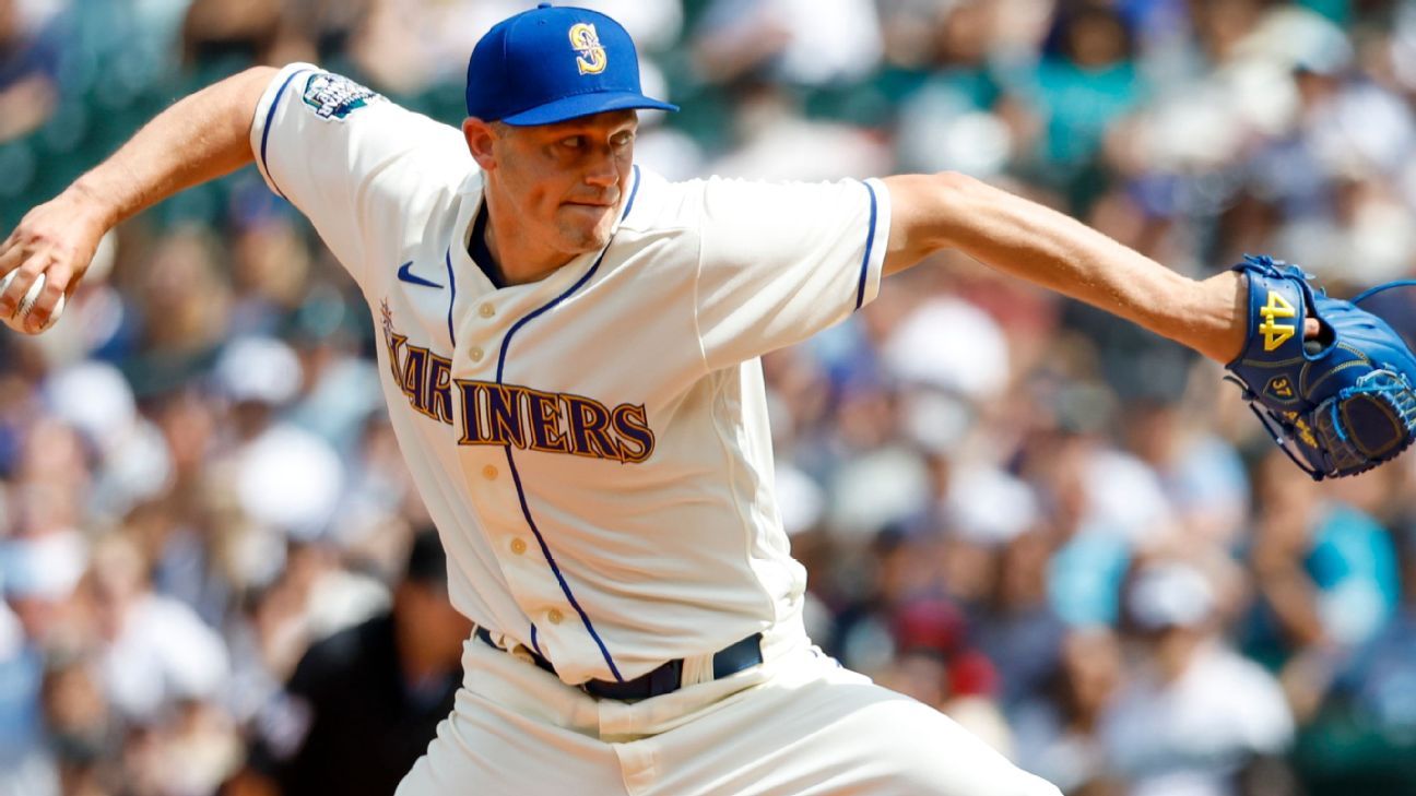 Mariners trade closer Paul Sewald to Diamondbacks for 3 players