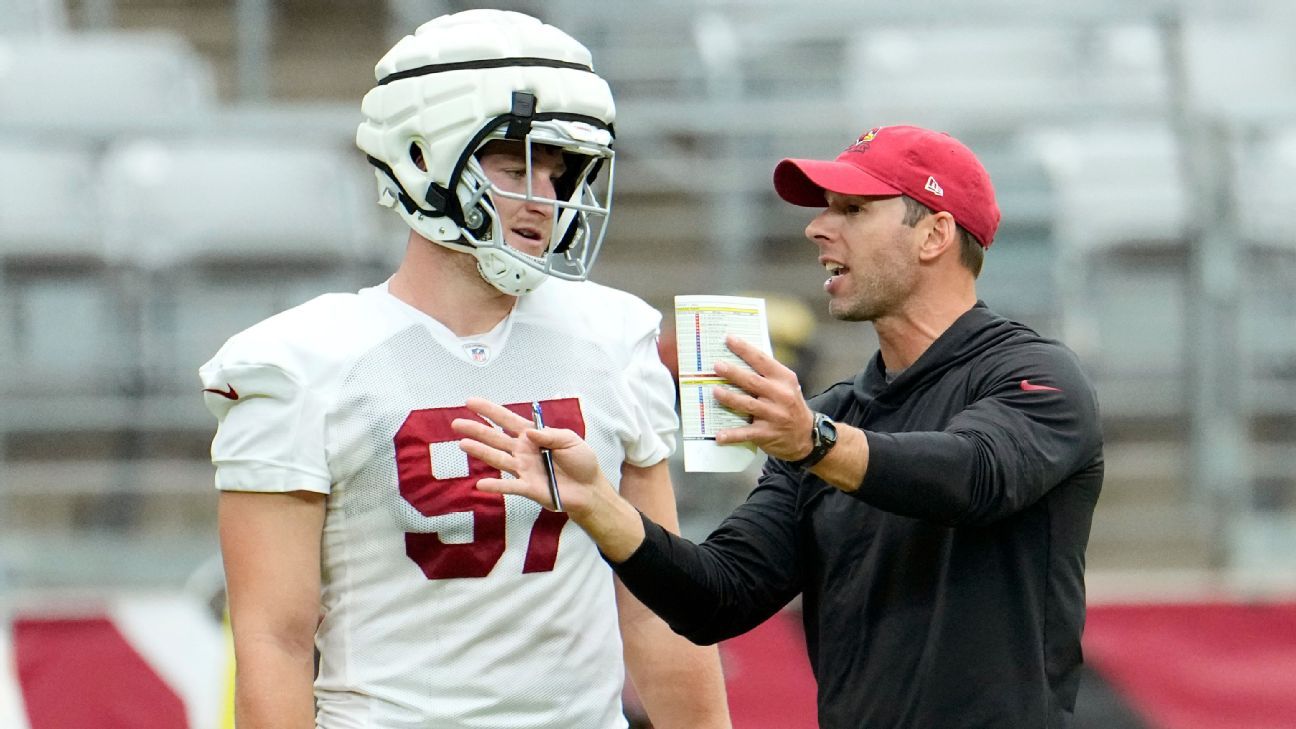 Cardinals' Jonathan Gannon still won't reveal Week 1 quarterback